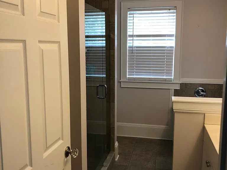 1519 Southwood Ave — Photo 13
