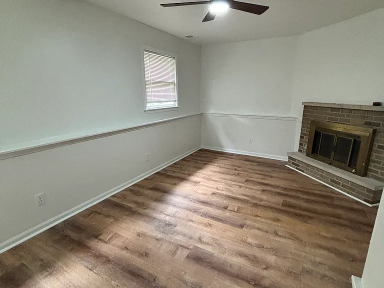 16765 Valley Forge Ln — Photo 5
