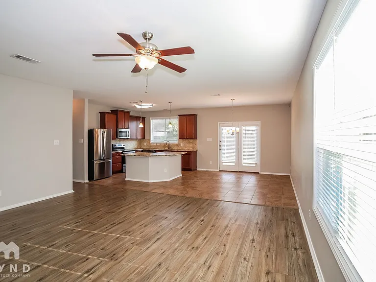 1619 Kawati Way — Photo 4