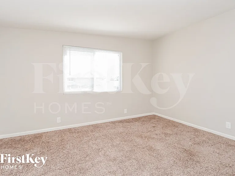 2085 Palora Ave — Photo 13