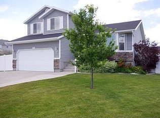 6874 S Hoyle Cir, West Jordan, UT 84081