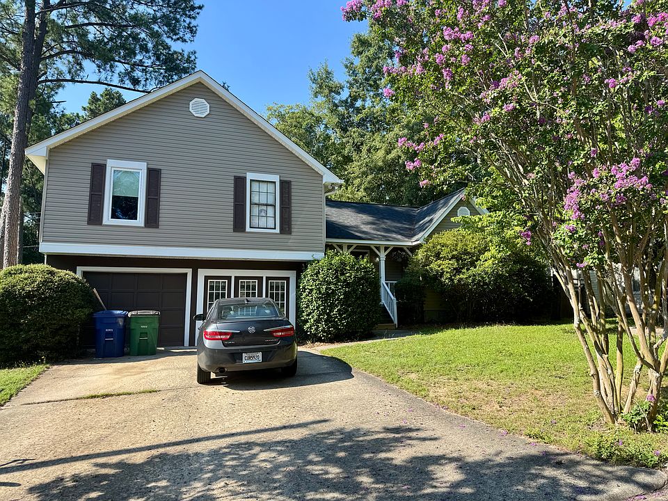 1st image of 504 Greenwich Dr