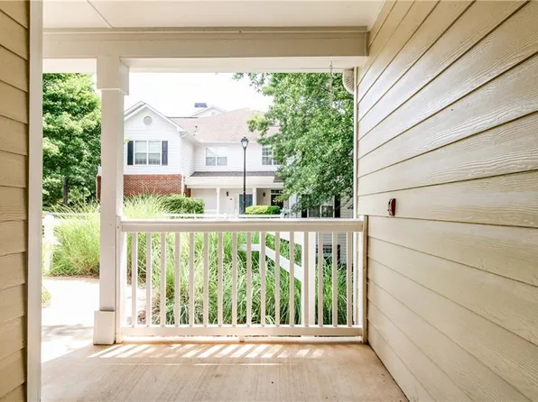 502 Spring Heights Ln SE, Smyrna, GA 30080