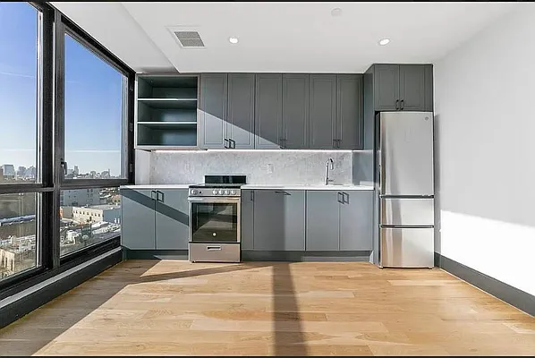 Kitchen, photo 1