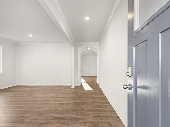 2nd image of 4023 Peregrine Way