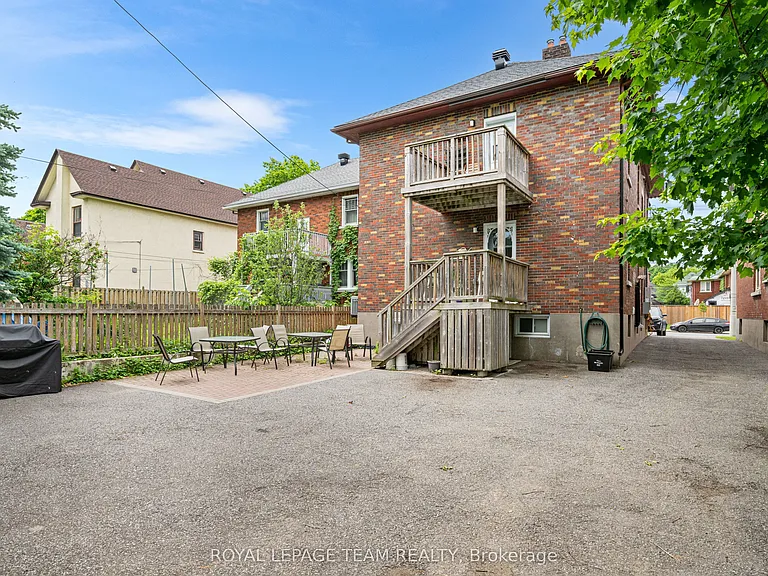 447 Holland Ave #1 — Photo 18