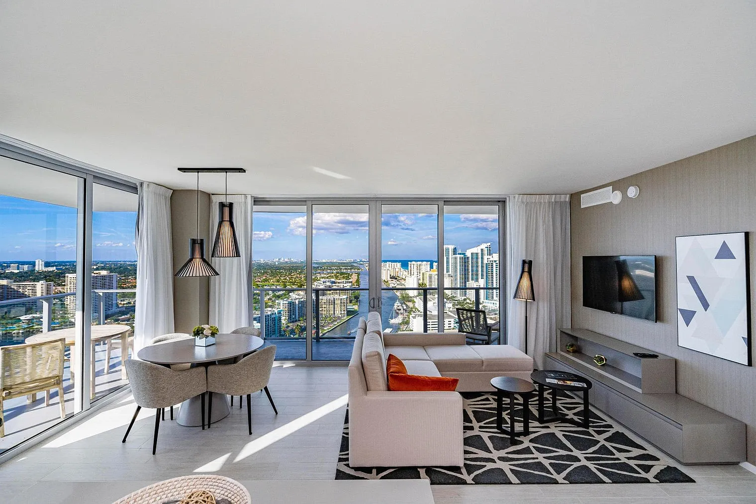 2 bed, 2.0 bath, 1496 sqft, $11,167 — Photo 1