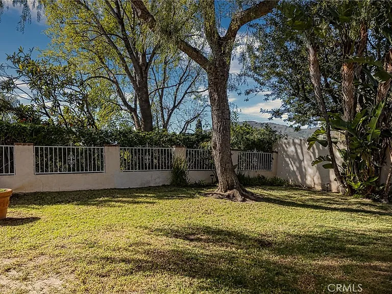 16970 Blanche Pl — Photo 28
