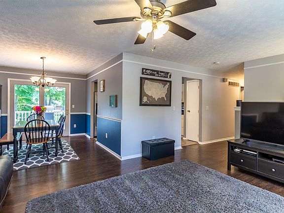 3rd image of 7 Viola Ct