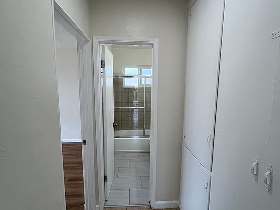 5th image of 4270 Myrtle Ave APT E