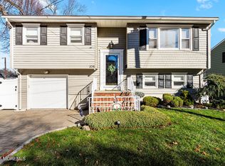 325 Orchard St, Rahway, NJ 07065
