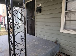 1310 Evelyn St, Houston, TX 77009
