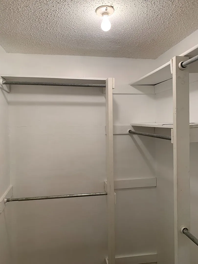 3Br/2Ba in The Meadows — Photo 3
