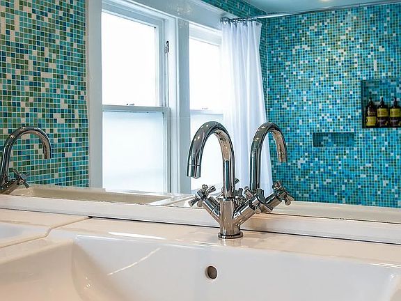 Did I mention the custom tile in this house is amazing