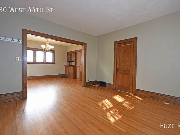 5th image of 130 W 44th St