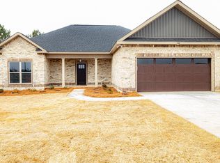 118 Fox Glove Ct, Warner Robins, GA