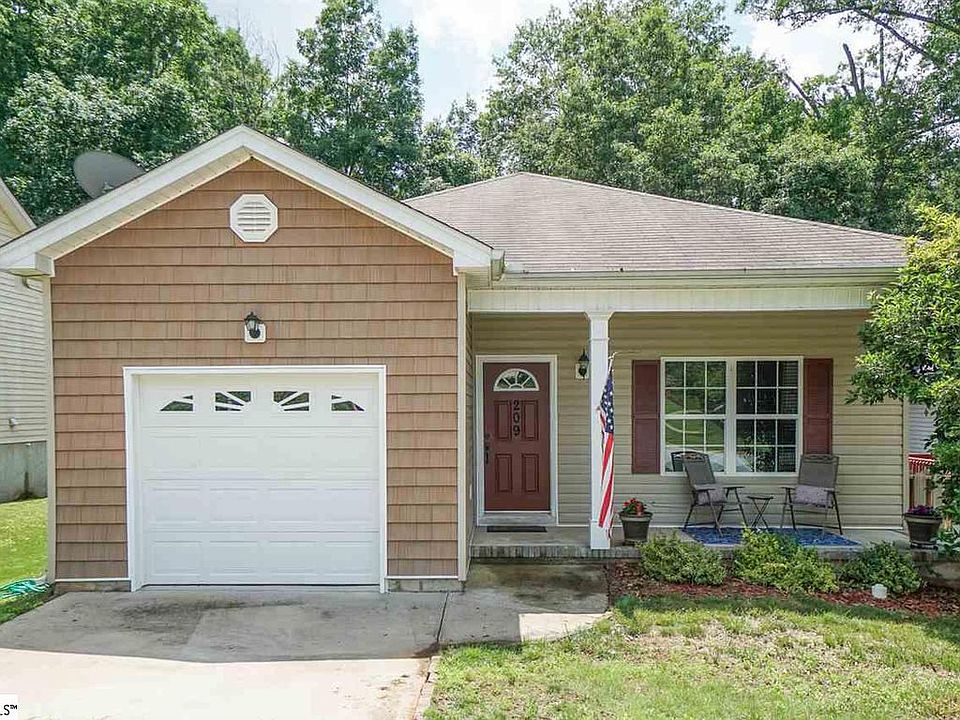 1st image of 209 Southcreek Dr