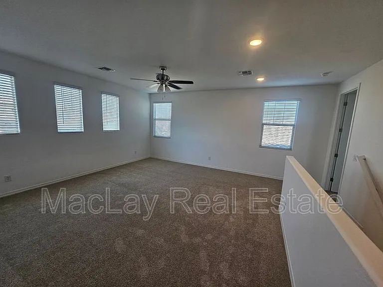 22815 E Watford Dr — Photo 16