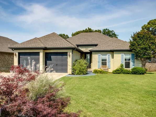 5068 Aberdeen Rd, Jonesboro, AR 72405