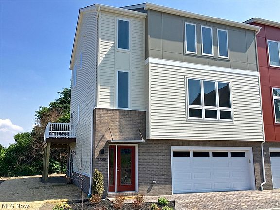 2nd image of 2340 Cityview Dr