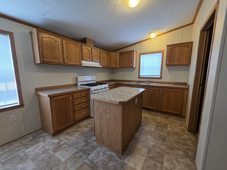 Pineview Estates — Photo 7