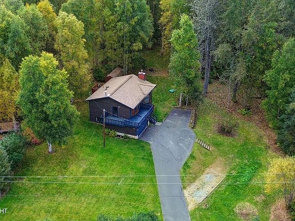 3rd image of 22314 Woodcliff Ct