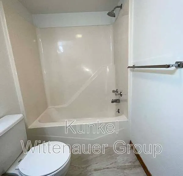 1-3 Sunset Dr — Photo 10