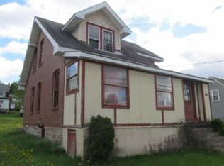 423 Lambert St, Central City, PA 15926