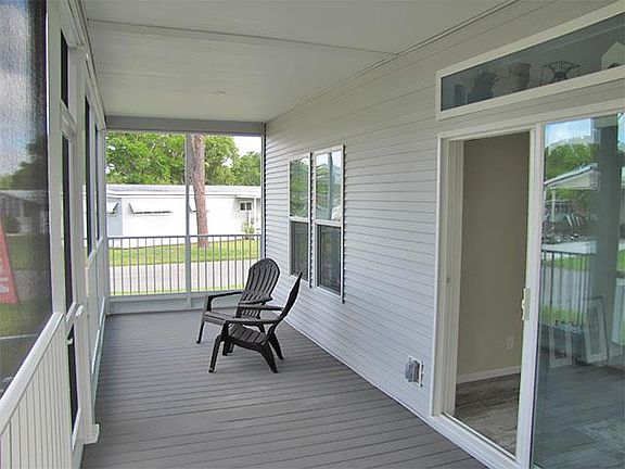 5th image of 3582 Jamaica Cir