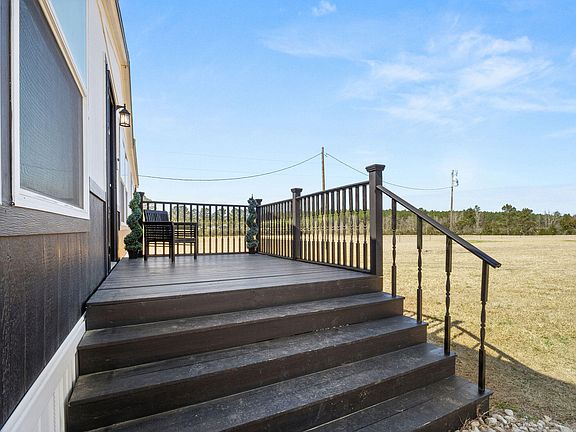 2nd image of 3031 Bailey Rd