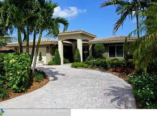 2216 NE 19th Ave, Wilton Manors, FL 33305