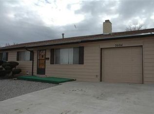 2004 McDevitt Pl, Gallup, NM 87301