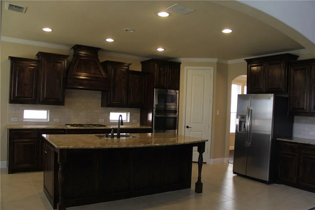 4 bed, 3.5 bath, 3564 sqft, $3,600 — Photo 3