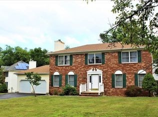 5 Barbour Pl, Piscataway, NJ 08854