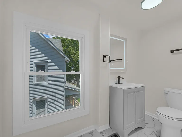 1719 Kings Hwy #A — Photo 9