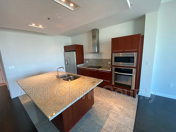 2nd image of 4471 Dean Martin Dr Unit 3604