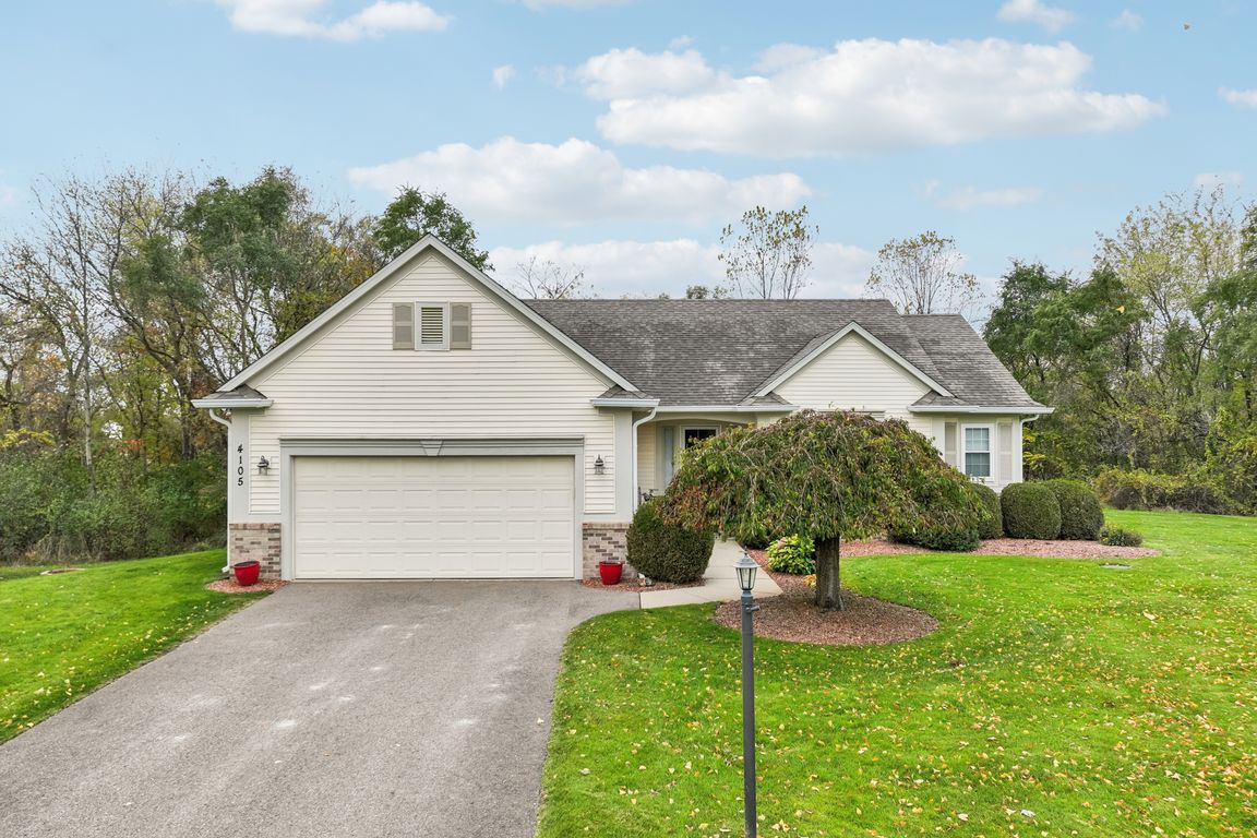 Nancy Ln-S3110-001.jpg