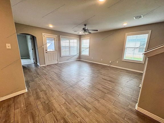 5th image of 6621 Leightyn Ln