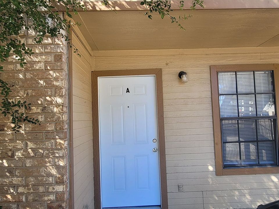 1st image of 300 Kings Way Dr APT A