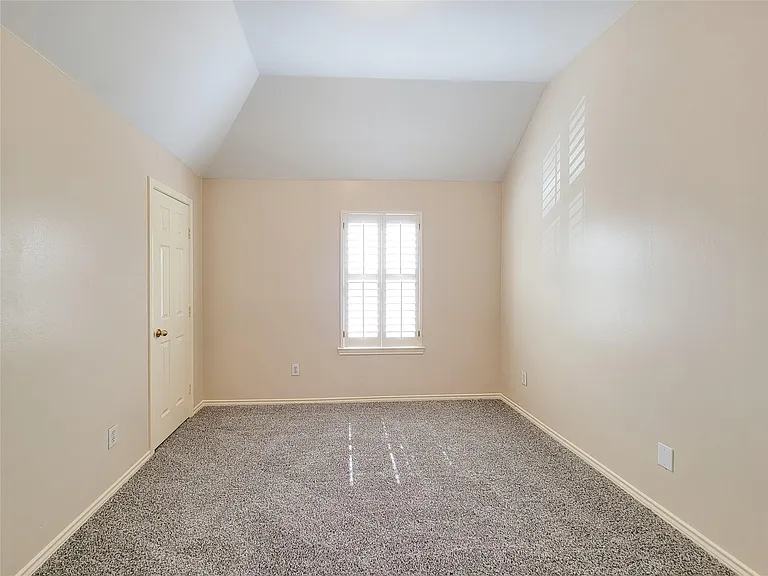 4106 Creek Ridge Ln — Photo 34