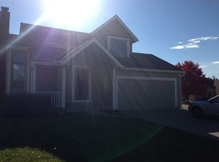 101 Kinsley Ct, Smithville, MO 64089