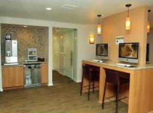 2860 Kalmia Ave APT 101, Boulder, CO 80301