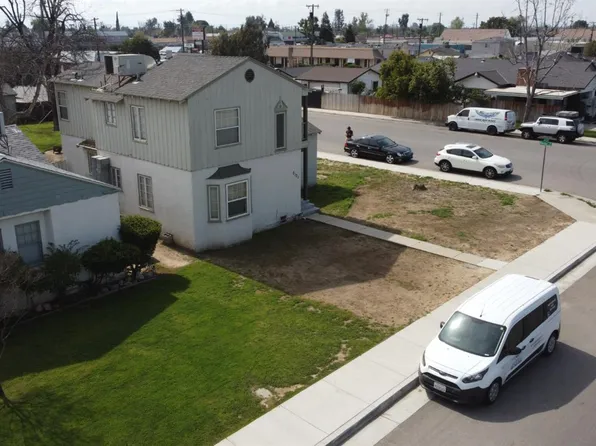 2131 1st St, Bakersfield, CA 93304