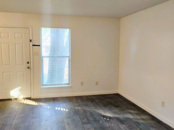 1907 Hearthstone Dr APT C