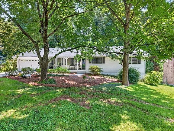 2nd image of 732 Windy Dr