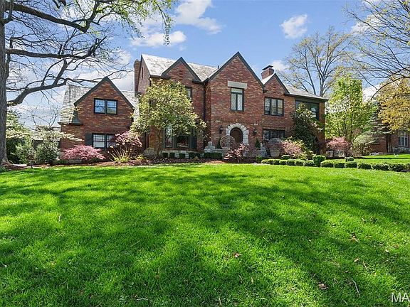 2nd image of 77 Lake Forest Dr