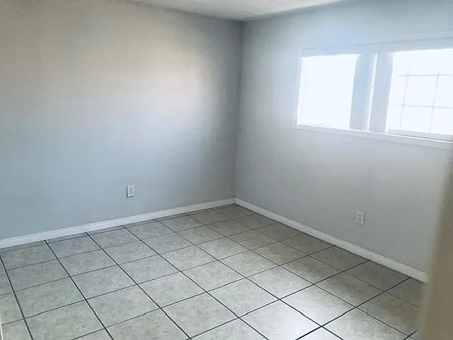 3824 1/2 Princeton St #1/2 — Photo 9