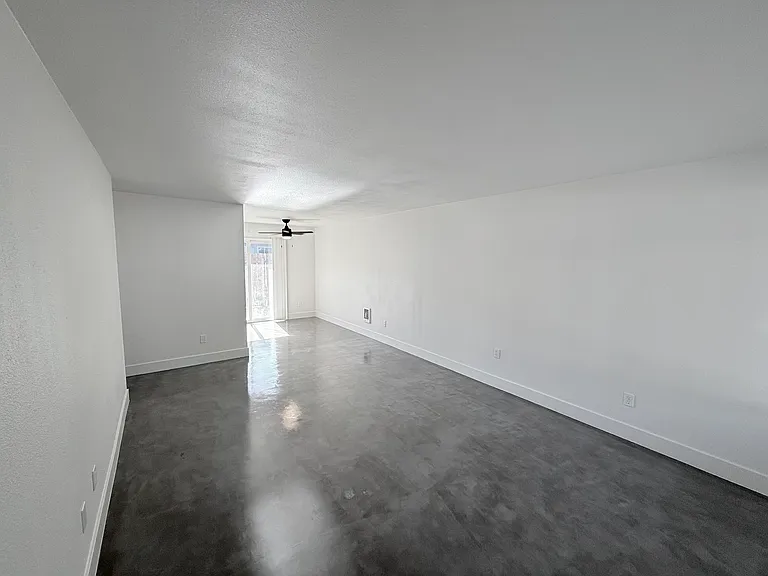 17910 SE Division St #4 — Photo 13