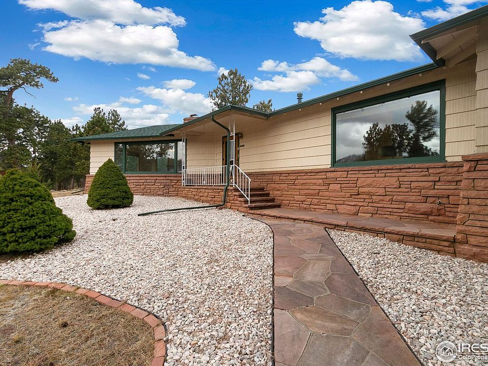 1st image of 571 Summit Dr