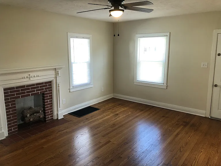 604 Colorado Ave — Photo 6